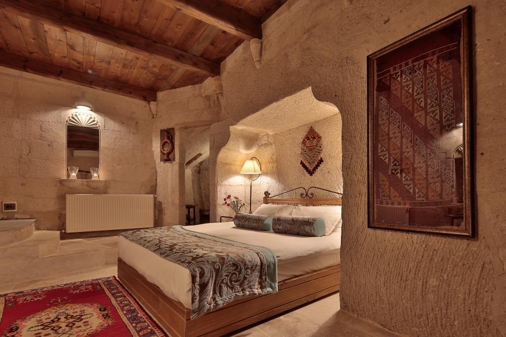 Tekkaya Cave Hotel — 2