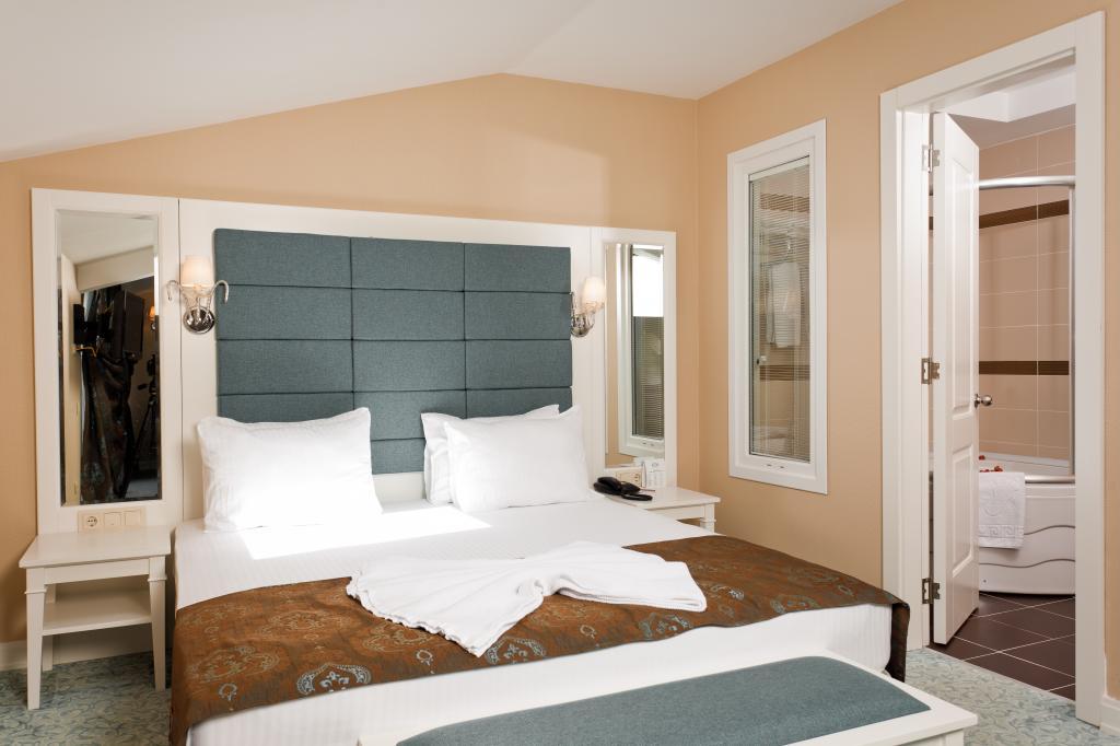 Mercia Hotels & Resorts — 9