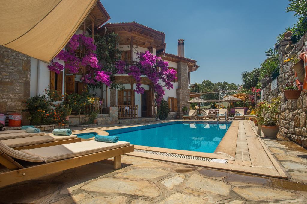 Villa Vali — 1