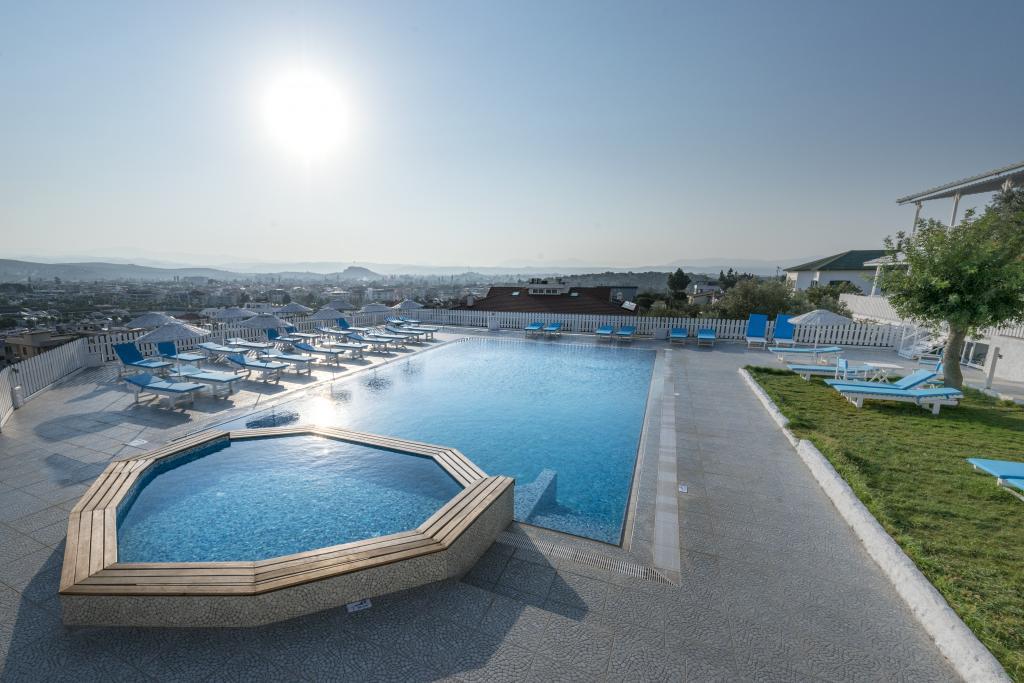 Thea Teos Butik Hotel — 4
