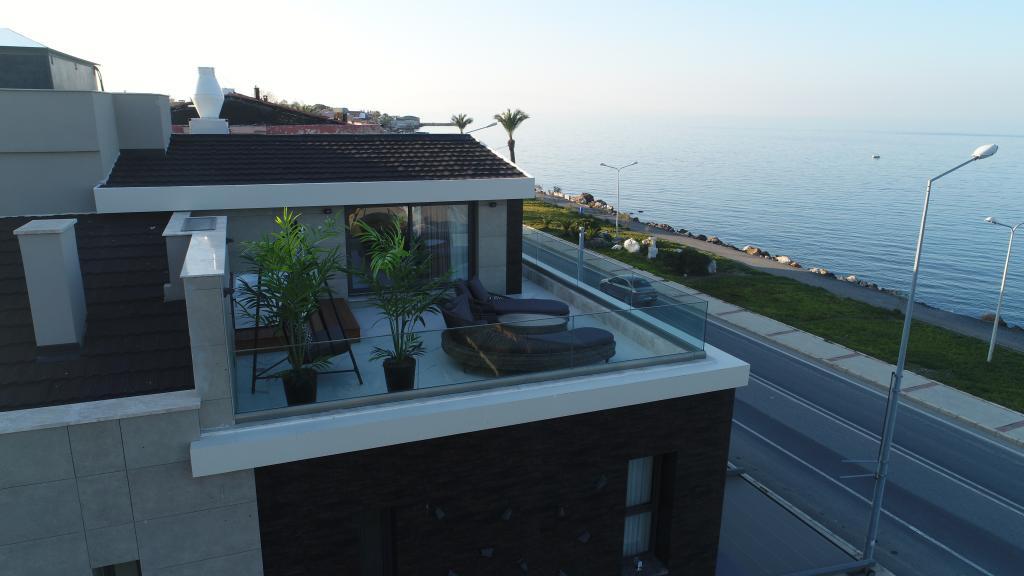 Rudis Otel — 9