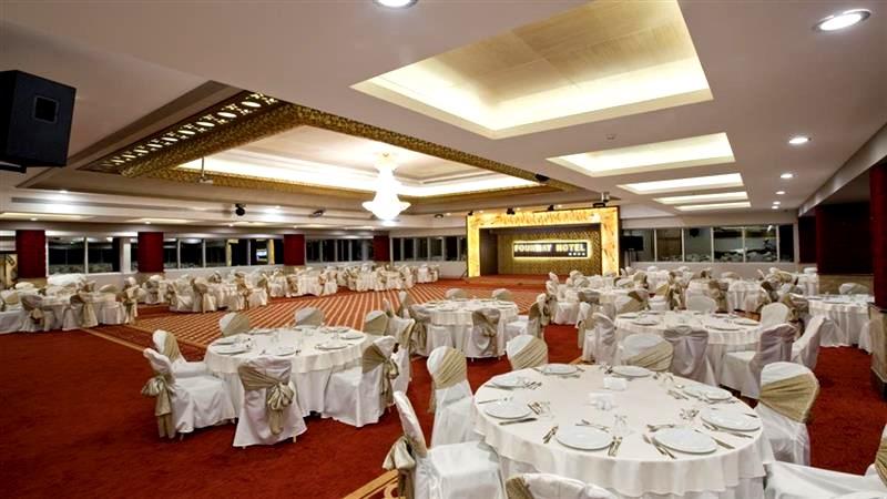 Fourway Hotel — 10