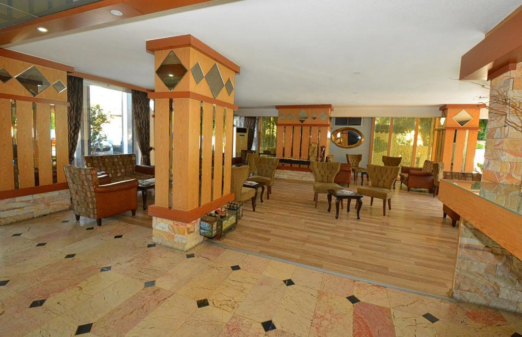 Bulvar Hotel — 3