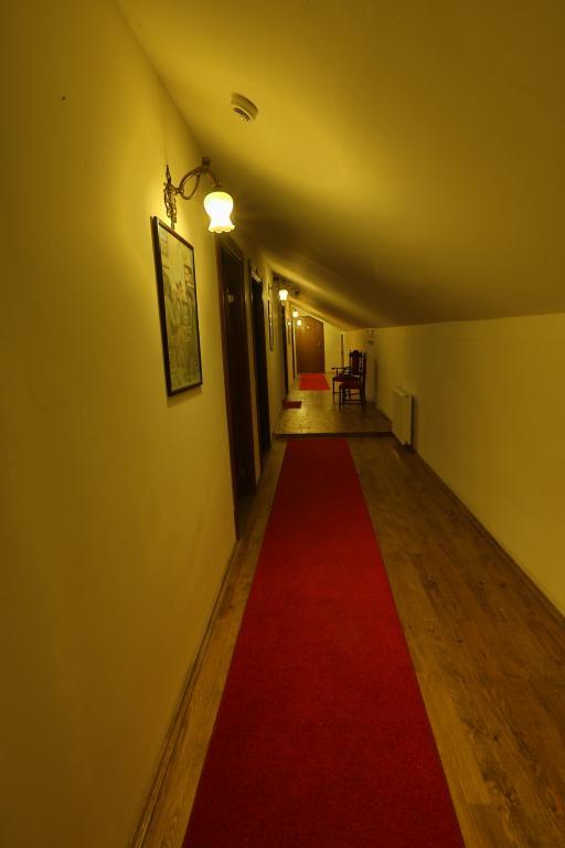 Ankatra Boutique Hotel — 9
