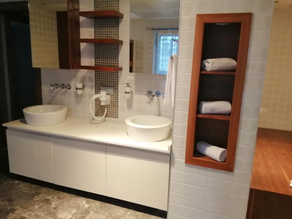 Ferah Suites — 10