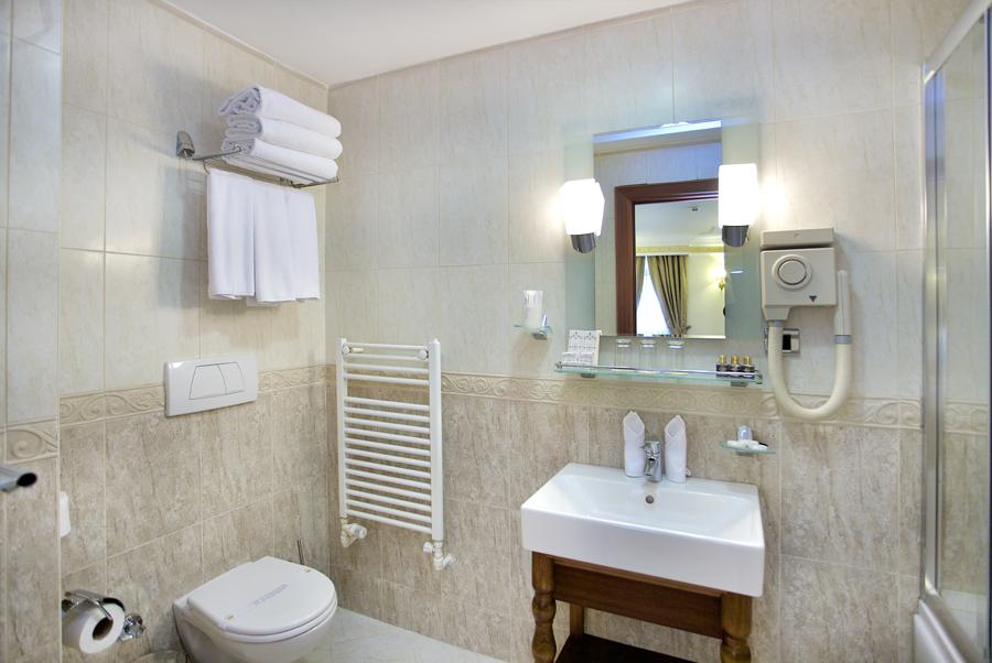 Best Western Empire Palace Hotel — 10