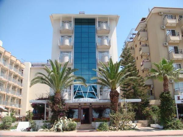 Kleopatra Celine Hotel