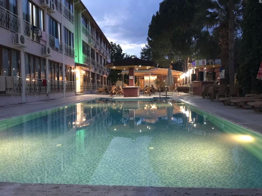 Oskar Hotel — 5