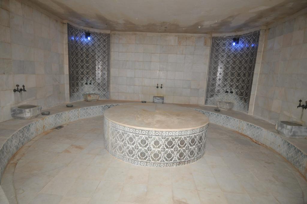 Villa Lycus — 4