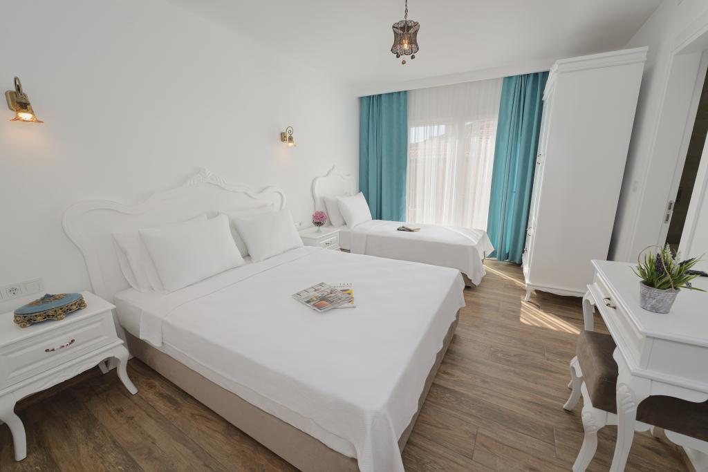 Alesya Otel Çeşme — 5
