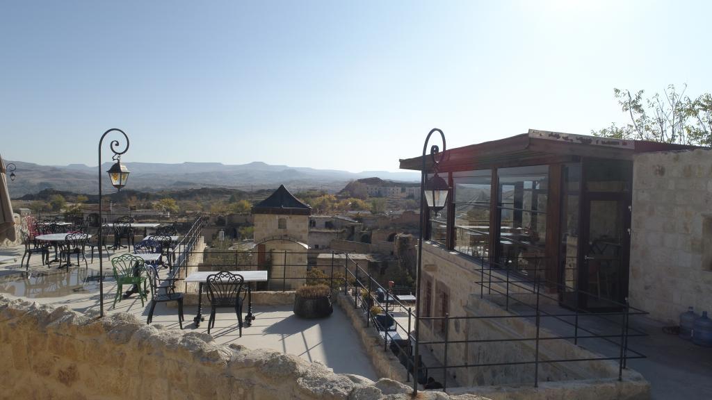 Taru Cave Suites — 6