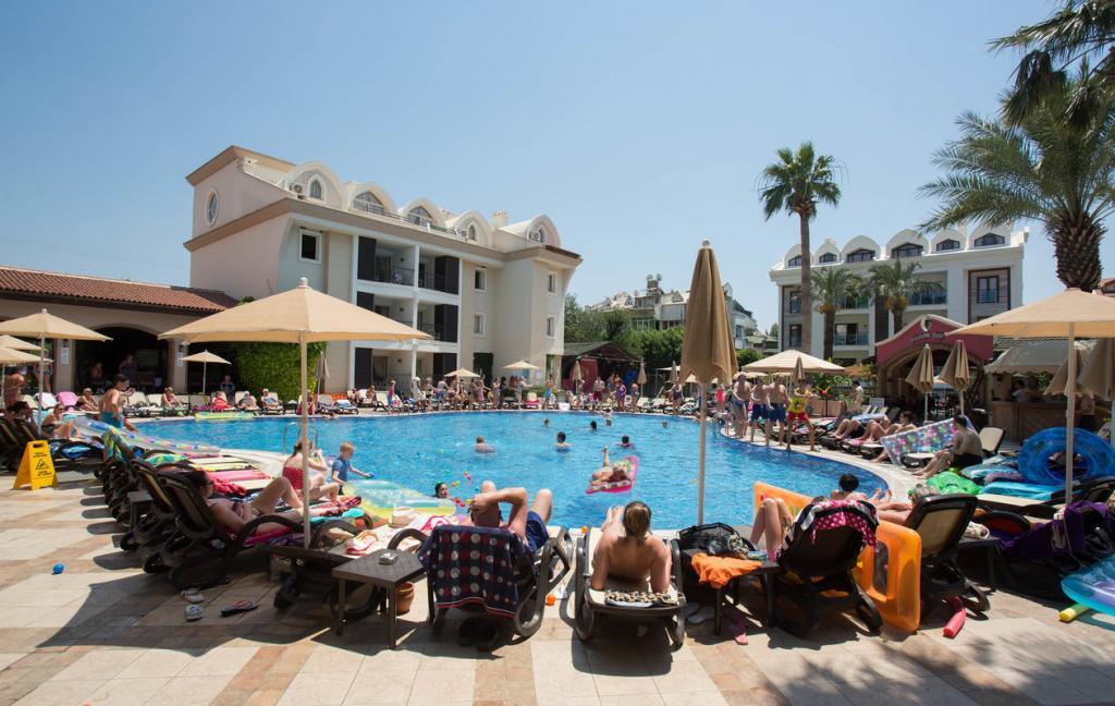 Club Anastasia — 10