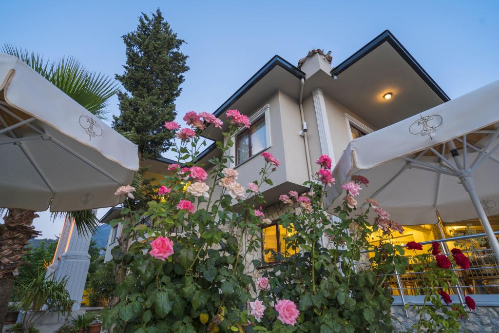 Otto Palace Boutique Hotel — 2