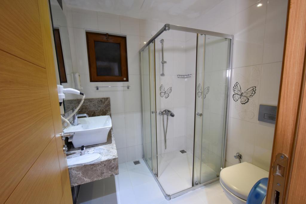 Lidya City Hotel — 2