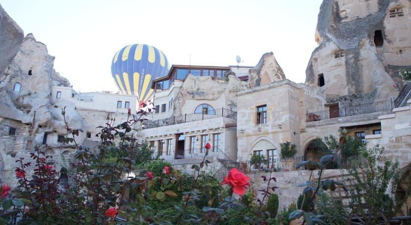 Amber Cave Suites — 8