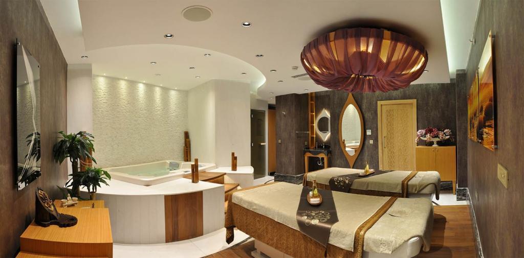 Veyron Hotels & Spa — 10