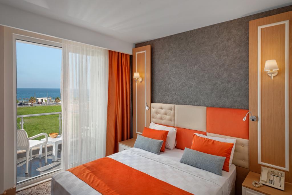 Golden Orange Hotel — 4