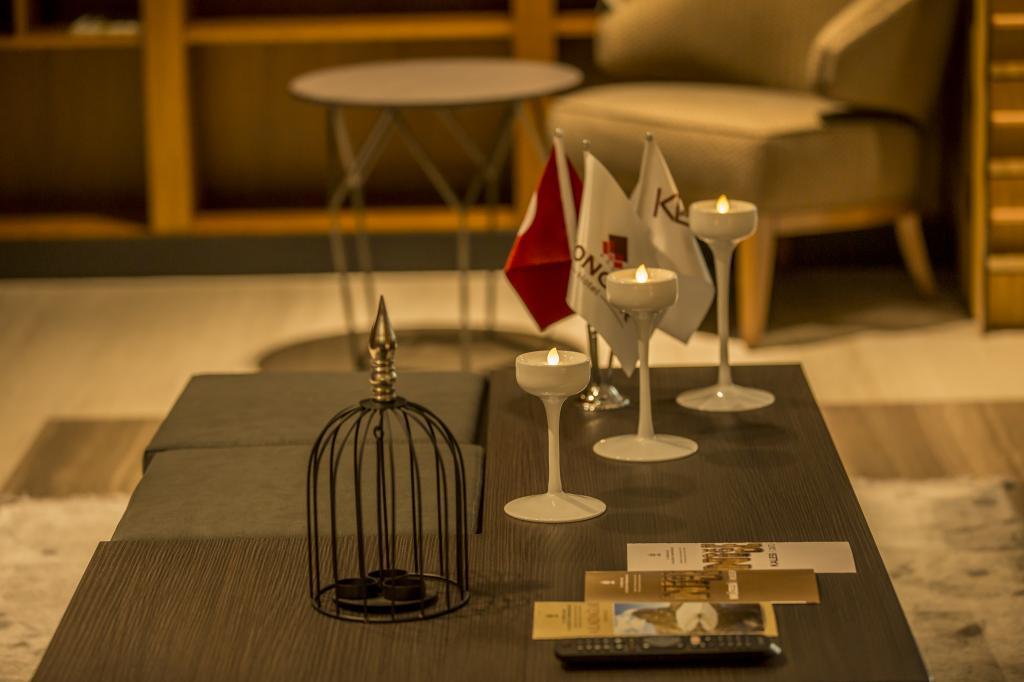 Honour Hotel — 5