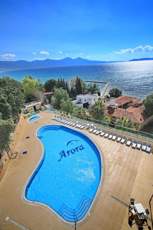 Arora Hotel — 4