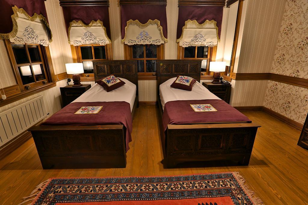 Kemikzade Konağı — 4