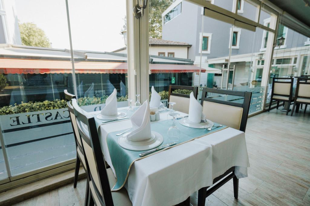 Ener Old Castle Resort Hotel — 5