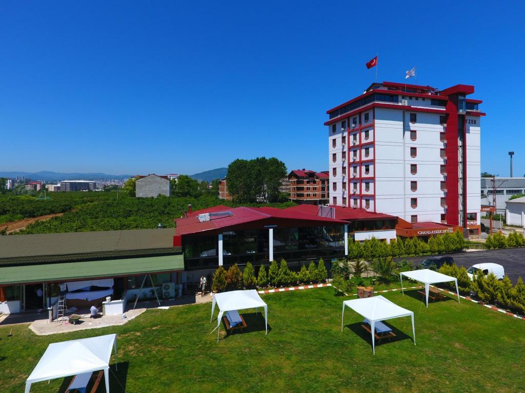 Grand Ayzek Hotel — 3