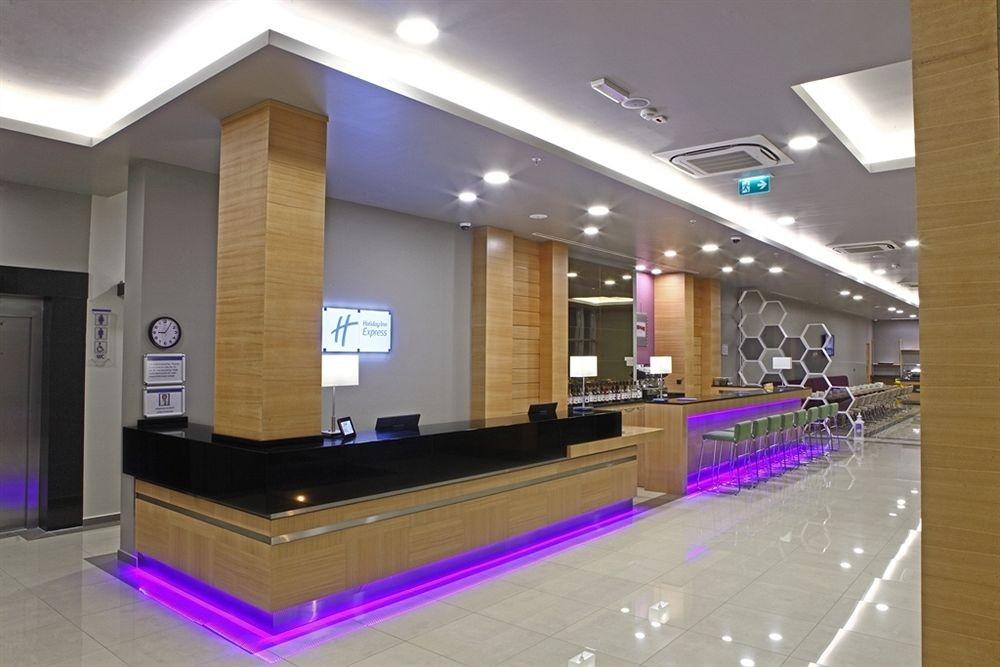 Holiday Inn Express Manisa West — 2