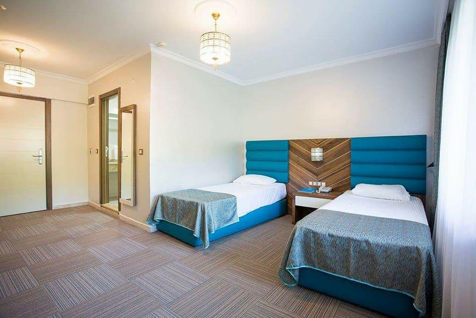 Oylat Kaplıcaları Çağlayan Otel — 10