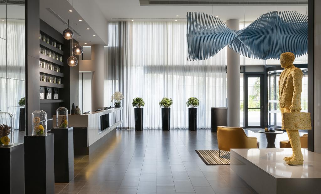 Centro Westside by Rotana — 4