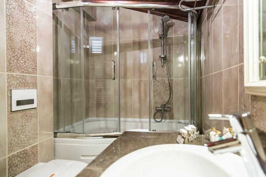 Cassiel Hotel — 4