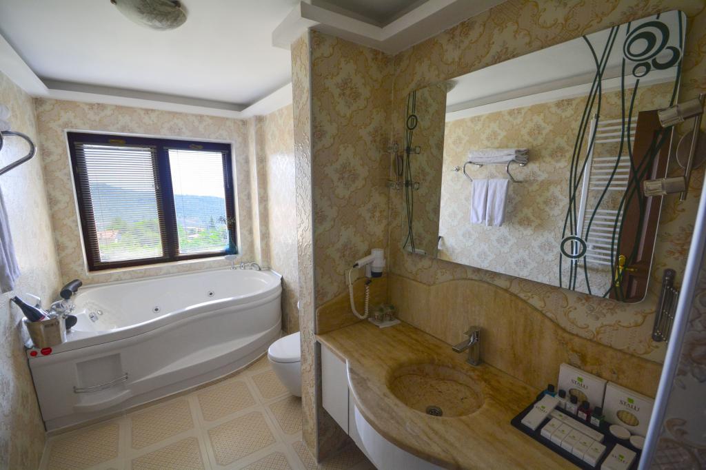 Reis İnn Hotel Kazdağları — 10