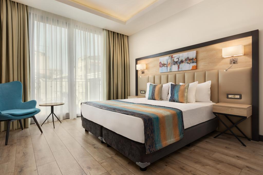 Ramada Encore by Wyndham Istanbul Basın Express — 2