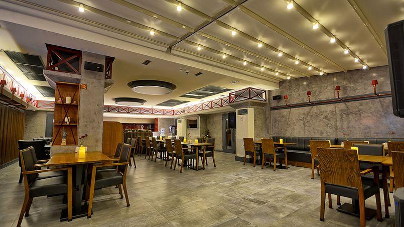 Samir Deluxe Hotel — 9