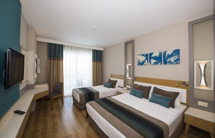 Palm World Resort & Spa — 9