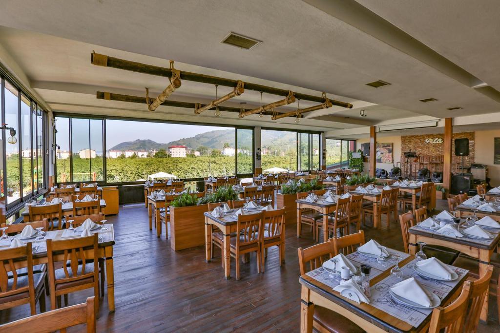 Grand Ayzek Hotel — 8