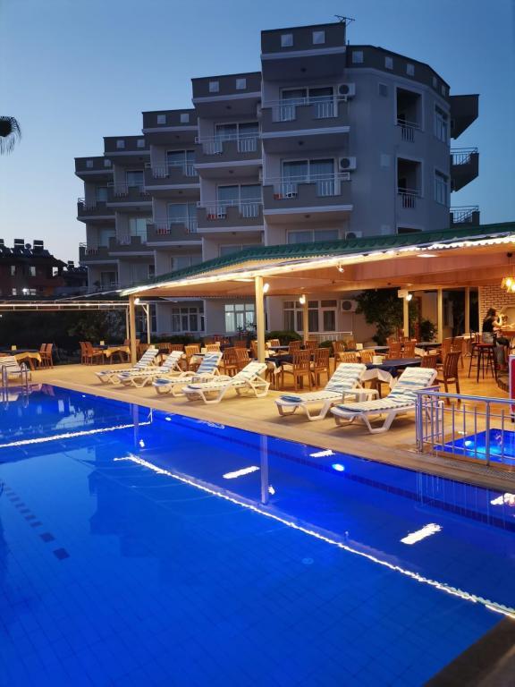 Side Özgürhan Otel — 1