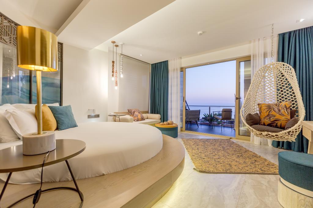Melanippe Relaxing Hotel +14 — 5