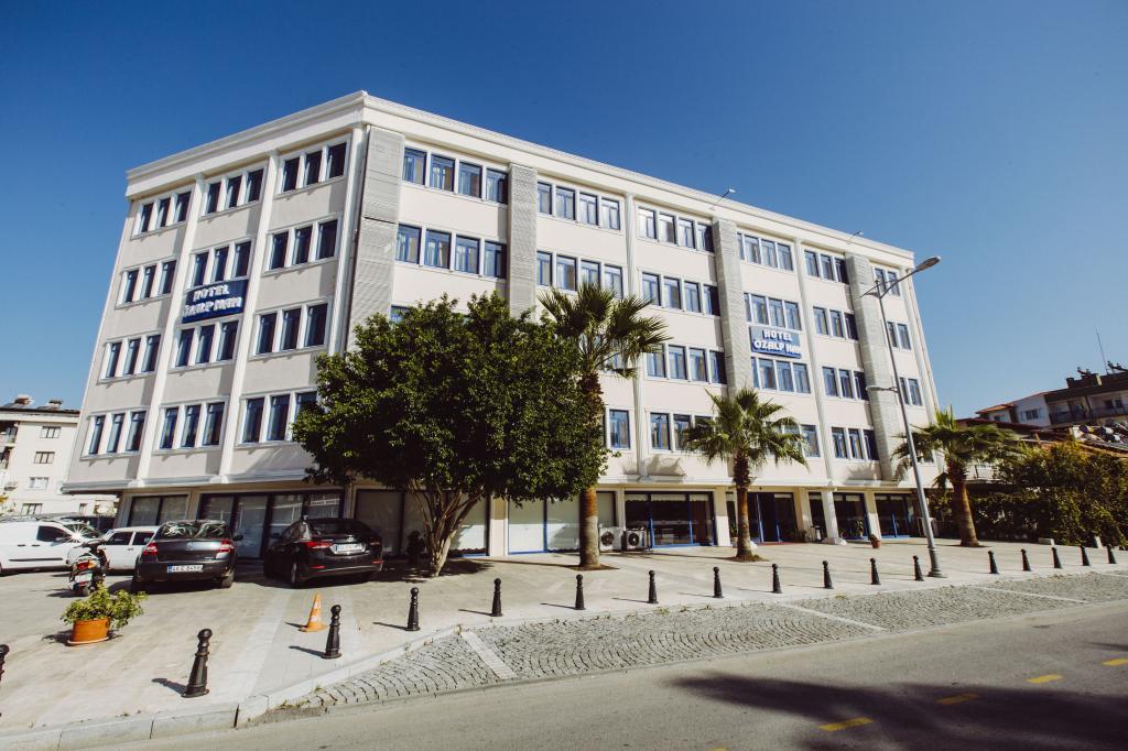 Özalp Han Hotel — 8