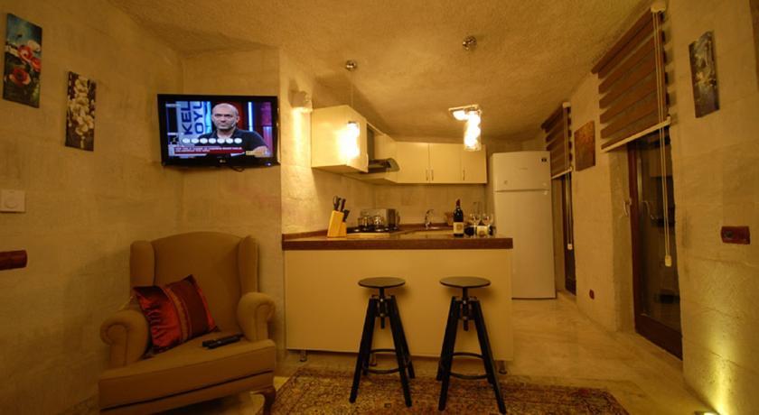 King House by Traveller's — 4