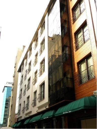 Otel Vesta Fuar
