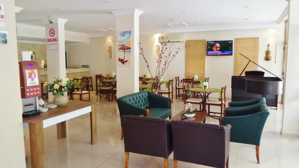 Kleopatra Carina Hotel — 3