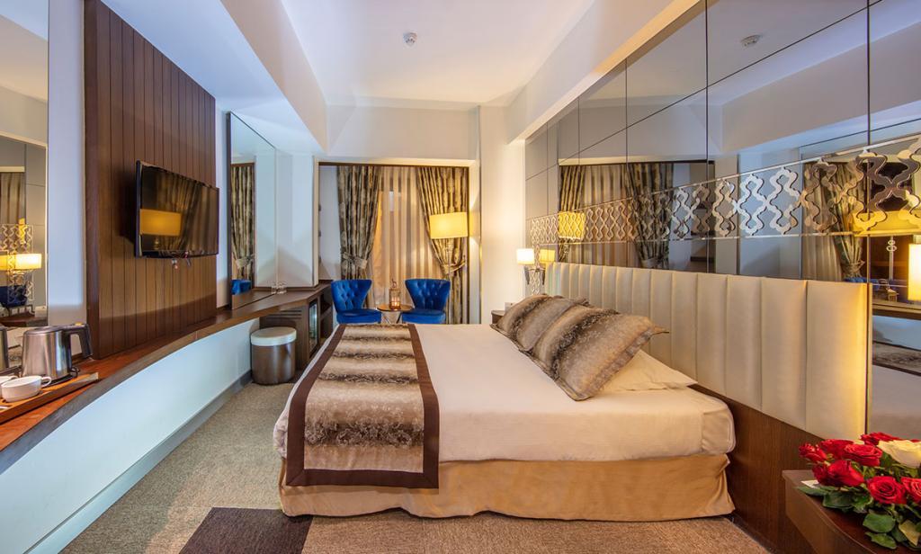 Pera Center Hotel — 3