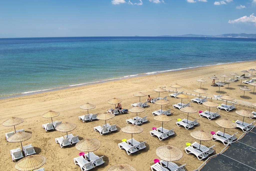 Asmira Royal Beach Hotel — 4