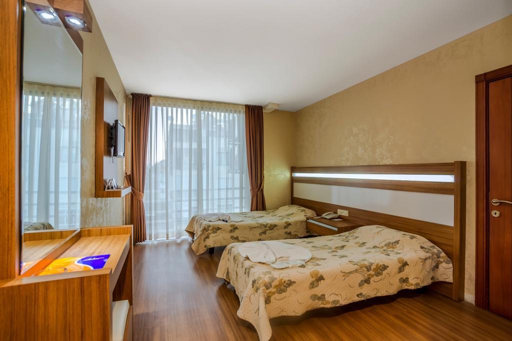 Santa Marina Hotel — 9