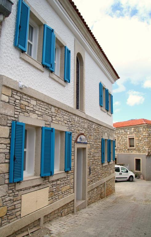 Çeşme Kale Taş Apart — 1