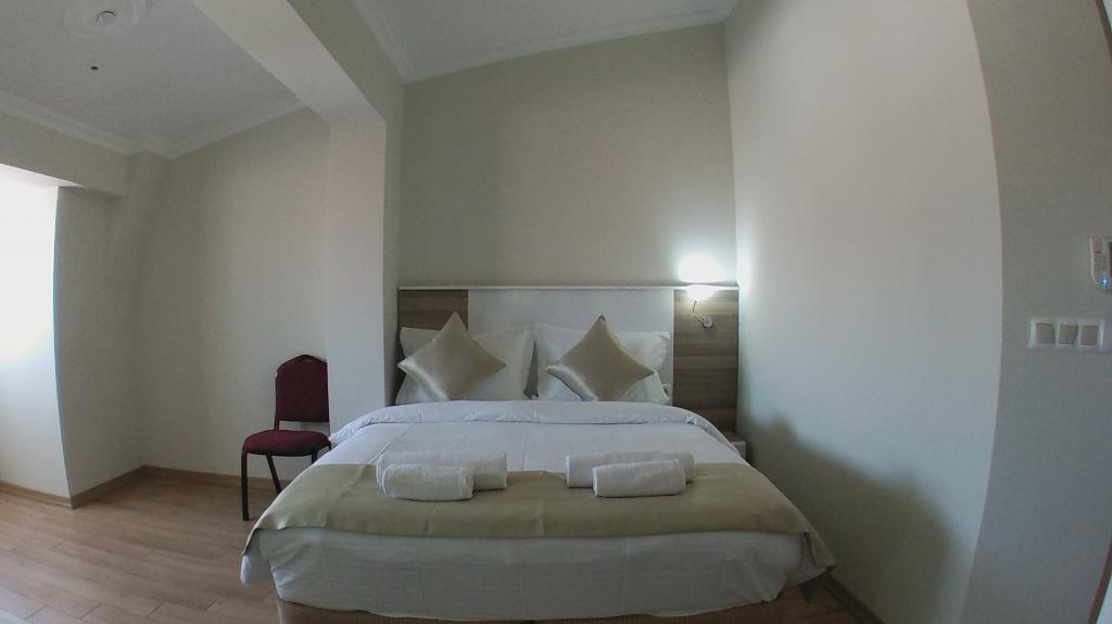 Bayrambey Otel — 2