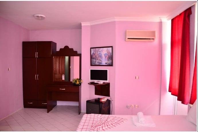 Golden Rock Hotel — 9