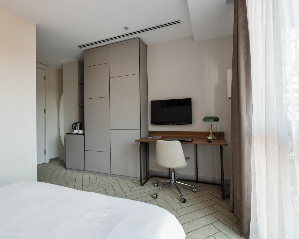 Upsuites Hotel — 6