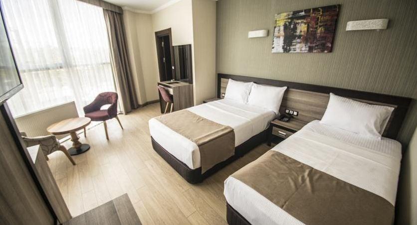 The Corner Hotel Sincan — 10