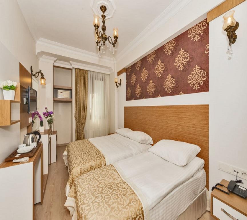Raimond Hotel — 2
